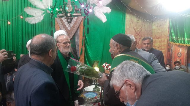 تجلیل از پیر غلامان و خادمان هیئت محترم عاشقان امام حسین (ع)- مسجد شیشه گری